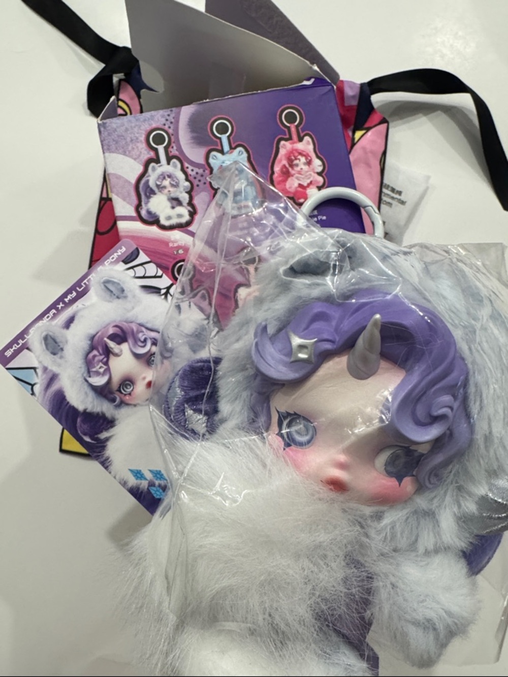 Brand new, only opened My Little Pony Plush Doll Pendant - Rarity Skullpanda - Picture 4 of 4